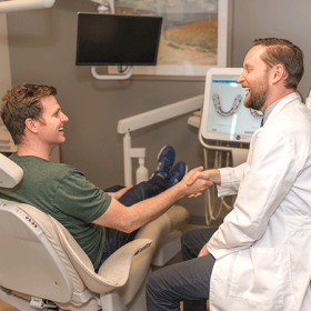 Seattle Dentist, expert teeth whitening at Ballard Dental Arts - Sedation Dentistry - New patients - Wisdom Teeth